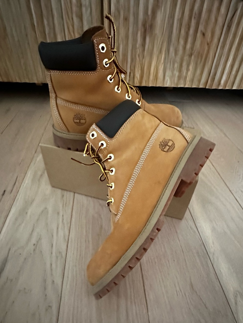 Timberland boots size 7 - Picture 9 of 10